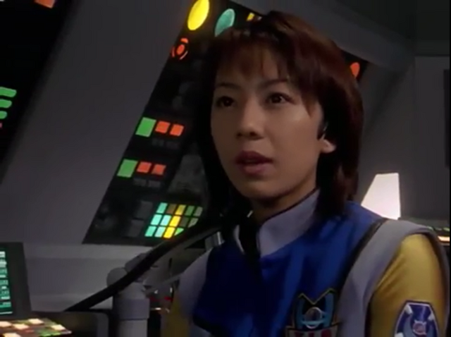File:Atsuko looks at Agul.png