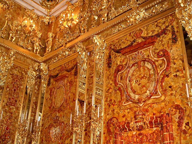 File:800px-Bernsteinzimmer01.jpg