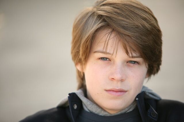File:Colin Ford (3).jpg