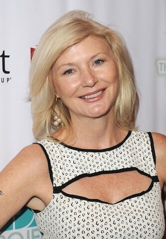 File:Beth Broderick (4).jpg