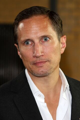 Datei:Benno-Fürmann-2011-imdb.jpg
