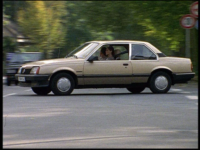 Datei:Rolands-Ascona-F06-01.jpg