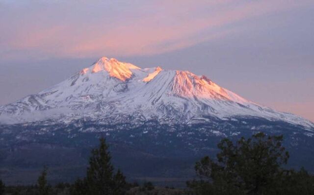 File:Shasta.jpg