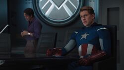 Captain-America-Helicarrier-Banner-Avengers.jpg