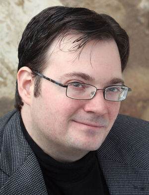 Brandon Sanderson color