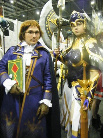 File:Hrist & Lezard 1.jpg