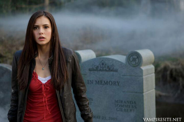 Arquivo:VampireDiaries-100-09.jpg