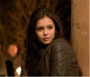 Arquivo:Elena gilbert closeup.png