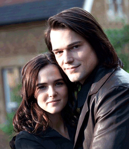 File:Rose and Dimitri.png