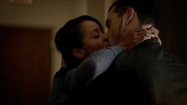 File:7X05-4-EnzoBonnie.jpg