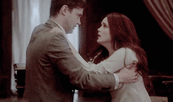 Tumblr o385p1Ffzy1thx4t0o6 250.gif