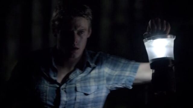 File:Matt 6 TVD 5x02.jpg