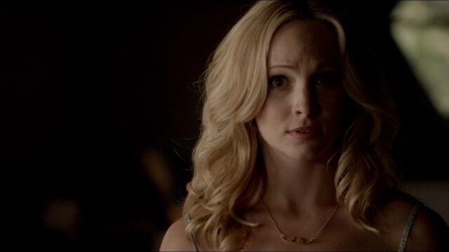 File:Caroline TVD 5x01.jpg