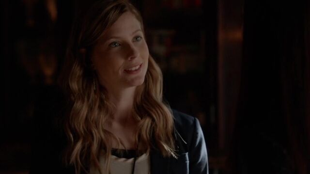 File:7X04-27-Valerie.jpg
