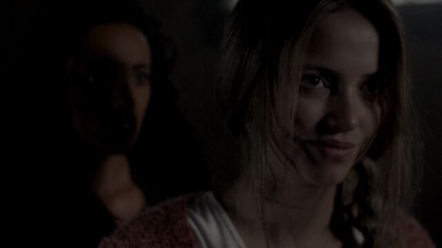 File:To212 0954Freya-Rebekah,ves.jpg