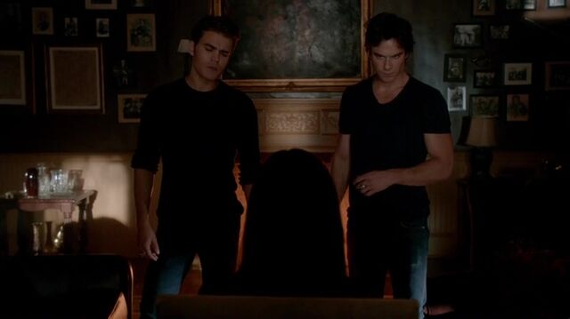 File:7X07-67-DamonStefan.jpg