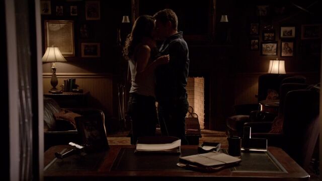 File:The Vampire Diaries S05E14 MattNadia6.jpg