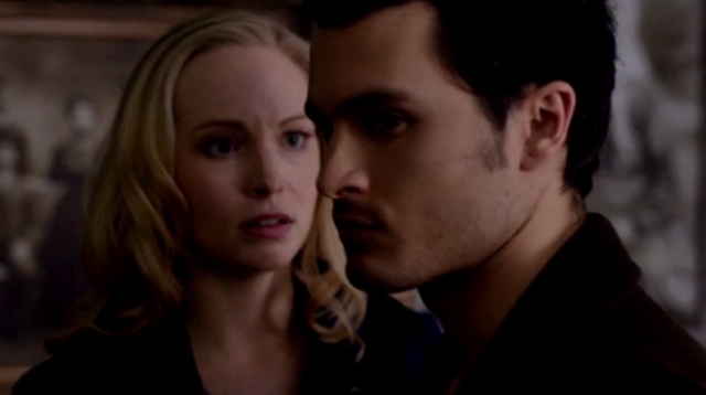 File:Caroline and Enzo-5x17.png