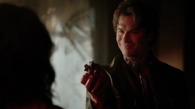 File:7X01-102-Damon.jpg