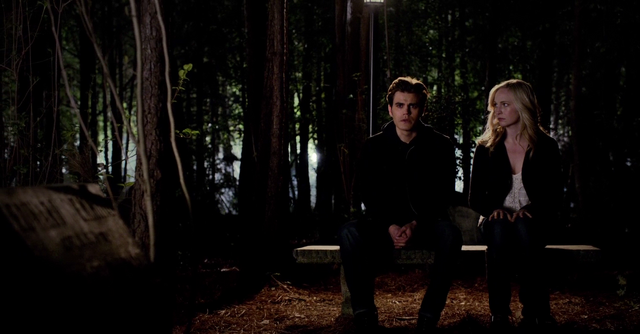 File:Stefan and Caroline 5x22...png