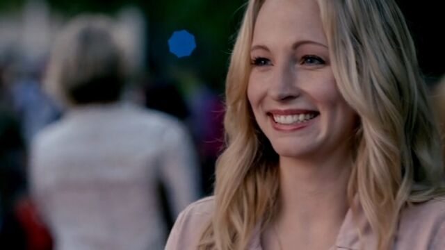 File:Caroline 6 TVD 5x01.jpg