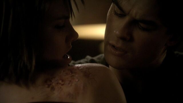 File:211VampireDiaries1738.jpg