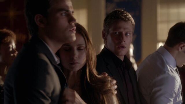 File:402VampireDiaries1001.jpg