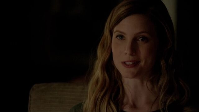File:7X03-45-Valerie.jpg
