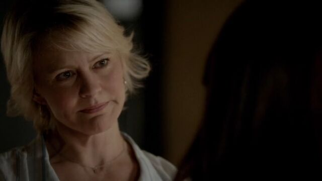 File:Liz 3 TVD 5x01.jpg