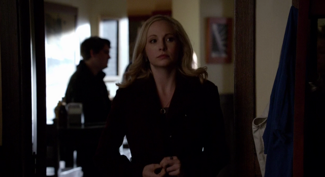 File:Caroline 5x18.png