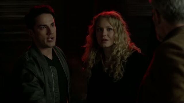 File:6X12-105-TylerLiv.jpg