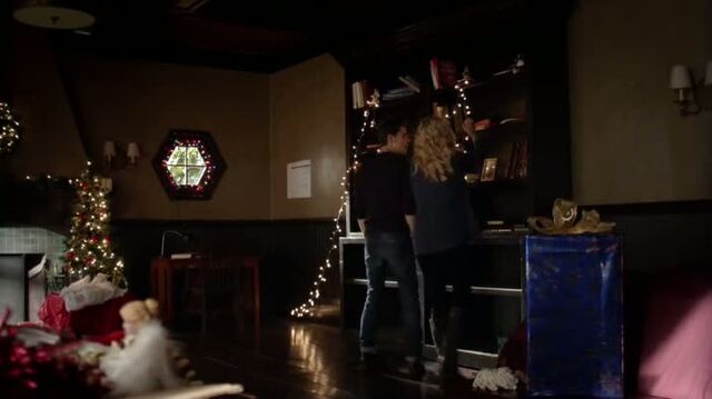 File:6X10-51-CarolineStefan.jpg