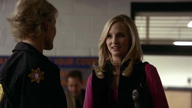 File:Tvd0110-0815Care-Liz.jpg