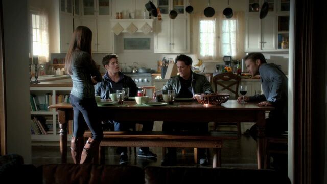 File:310VampireDiaries0532.jpg