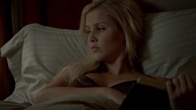 File:Rebekahtvds5ep15.jpg