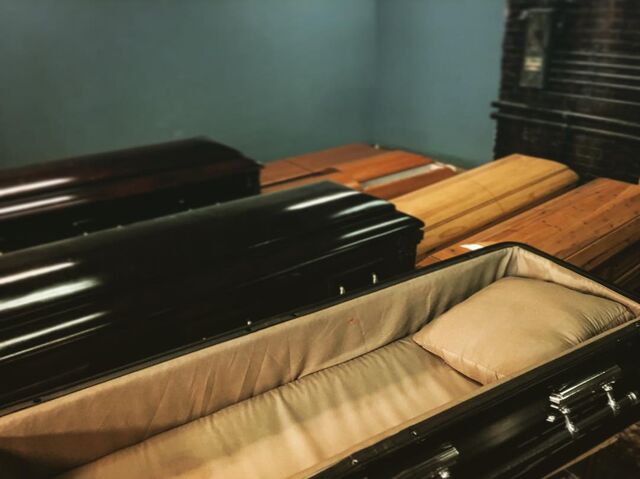 File:2016-02-11 Michael Malarkey Instagram.jpg