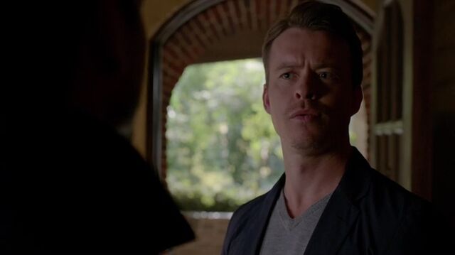 File:7X07-47-Julian.jpg