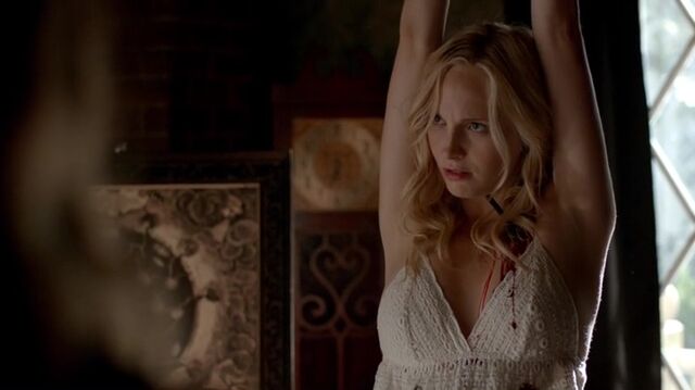 File:7X02-64-Caroline.jpg