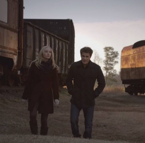 File:Care and Stef 5x16.png