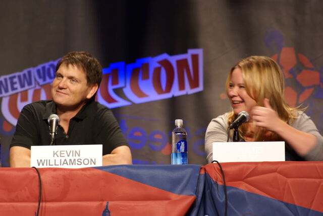 File:2010 NYCC 25.jpg