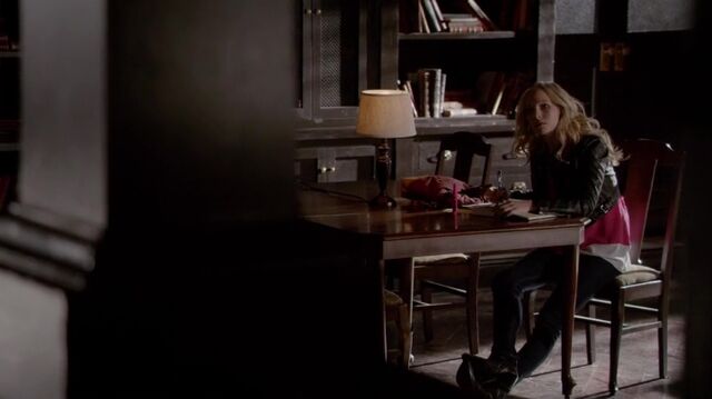 File:6X17-62-Caroline.jpg