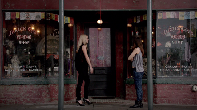 File:Jardin Gris Voodoo Shop.png