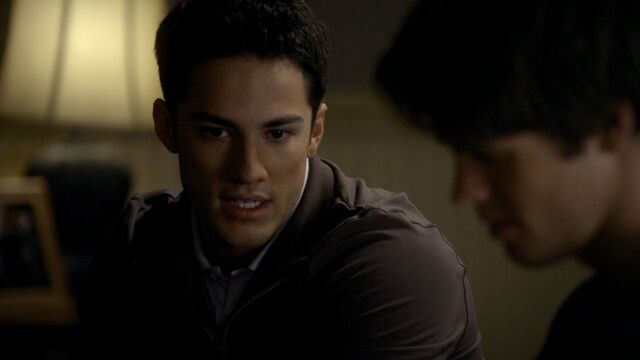 File:2x05-Kill-or-Be-Killed-the-vampire-diaries-tv-show-16112647-1280-720.jpg