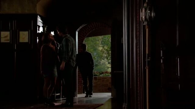 File:6X04-88-DamonBonnieKai.jpg