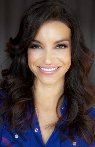 File:Yvonne Angulo.jpg