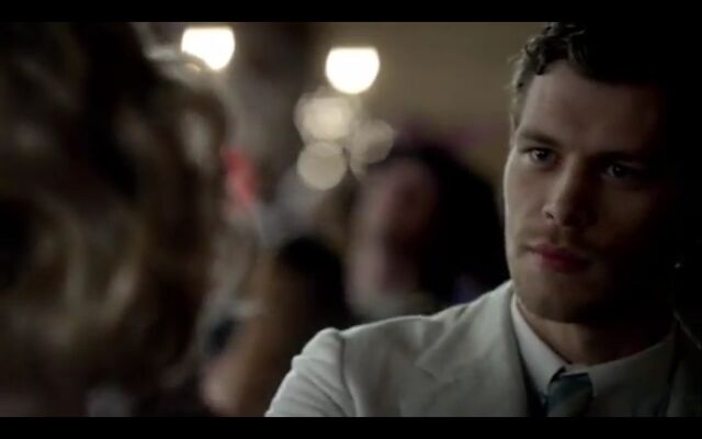 File:Klaus 3x20 dance.jpg