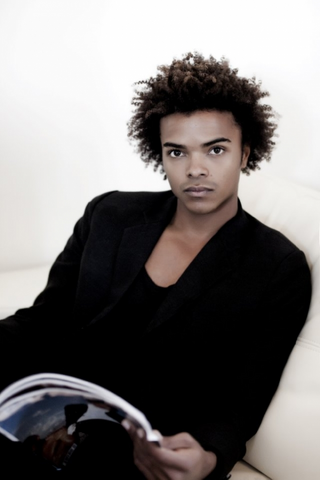 File:Eka-Darville.png