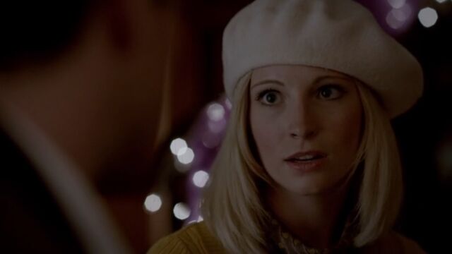 File:Caroline 3 TVD 5x05.jpg