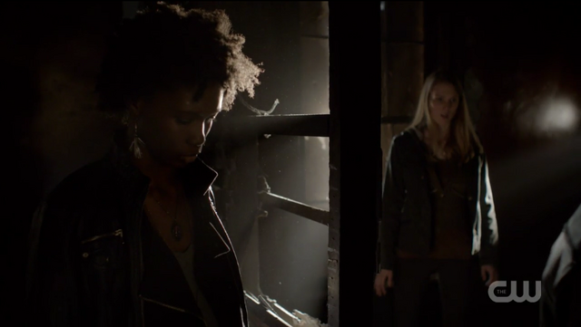 File:Travelers 5x10-3.png