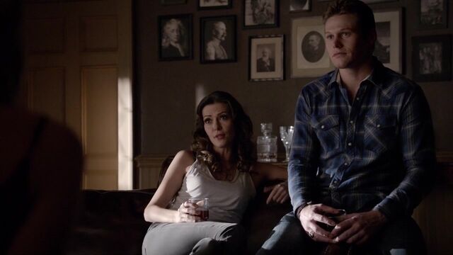 File:The Vampire Diaries S05E14 MattNadia2.jpg